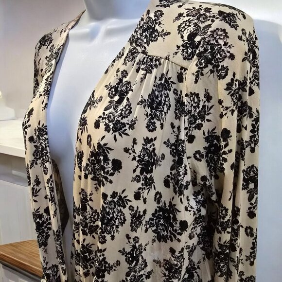 Free People ✦ Floral Print Deep V Bodysuit ✦ Long Sleeve Stretchy Size S NWT - Picture 7 of 16